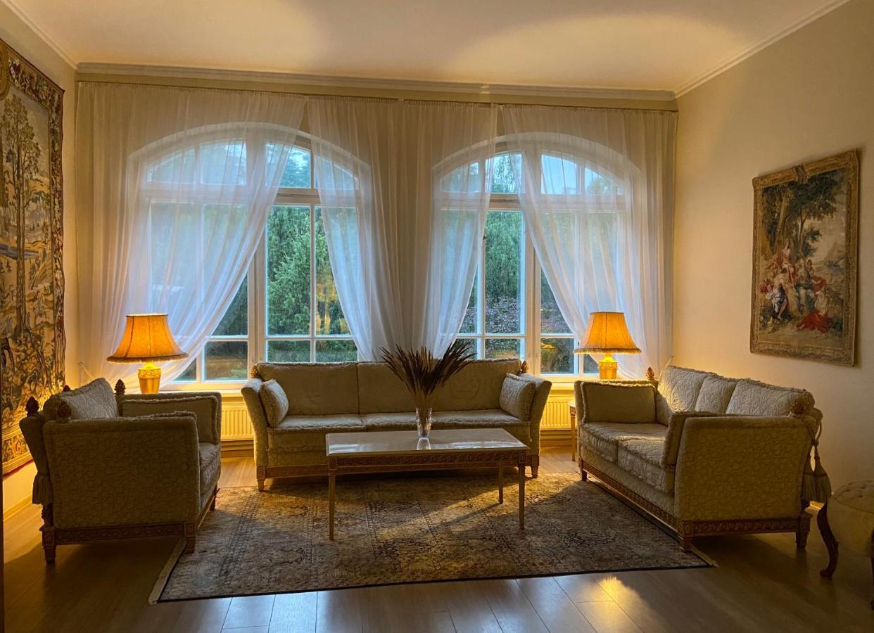 Karle Hotel Vitrupe Εξωτερικό φωτογραφία