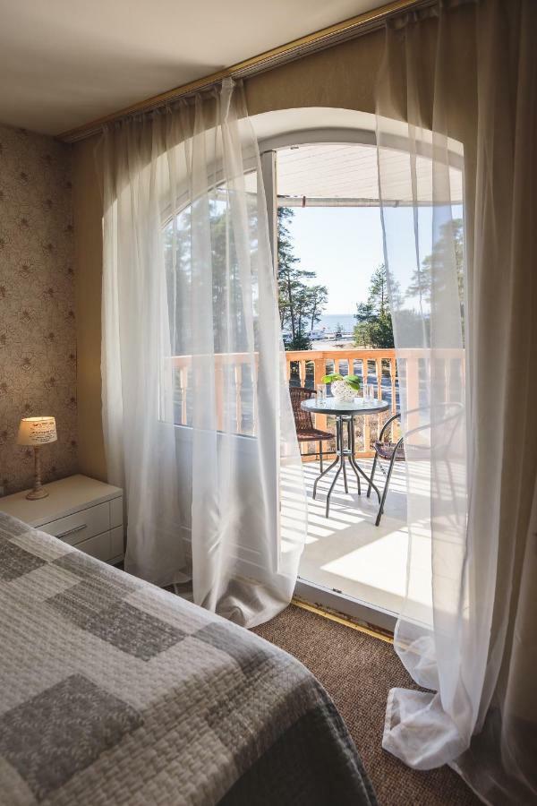 Karle Hotel Vitrupe Εξωτερικό φωτογραφία